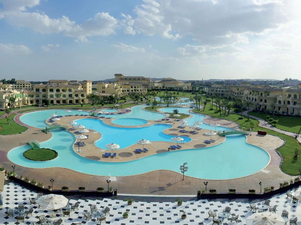 Mövenpick Cairo Media City