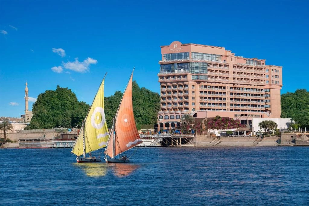 Sonesta St. George Hotel